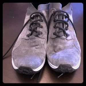 Merrell jungle mid xx waterproof sz 12 worn once